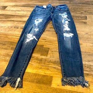 Distressed American Eagle jeans Sz 2 Ne(x)t level stretch